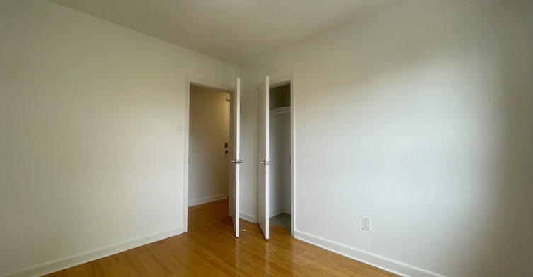 3950 Lawrence Avenue East, Toronto, ON, M1G 1R8 - 5