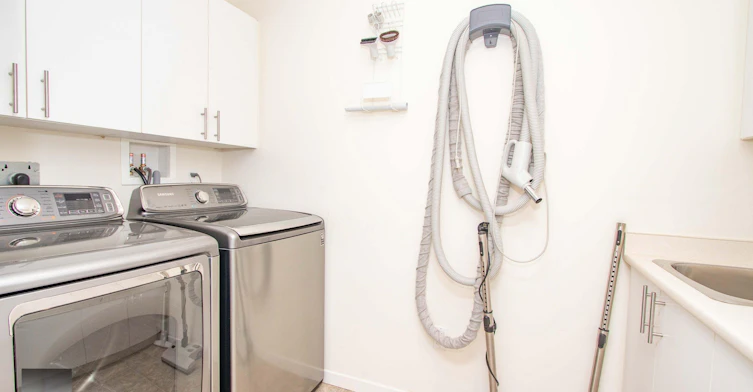 3750 Edgemont Boulevard, North Vancouver, BC, V7R 2P8 - 13