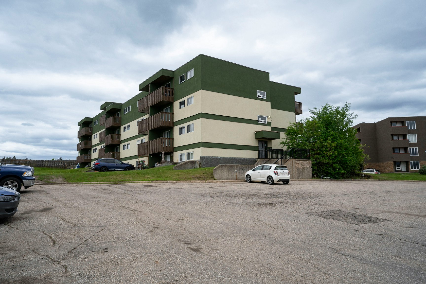 421 Ross Haven Drive, Fort Mcmurray, AB, T9H 3P3 - 4