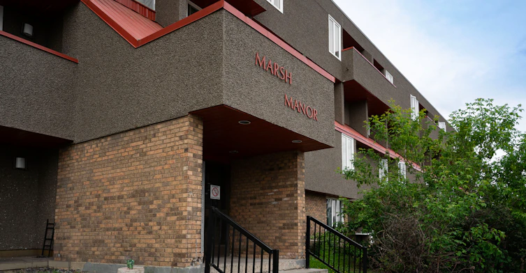 450 Ross Haven Drive, Fort Mcmurray, AB, T9H 4K1 - 2