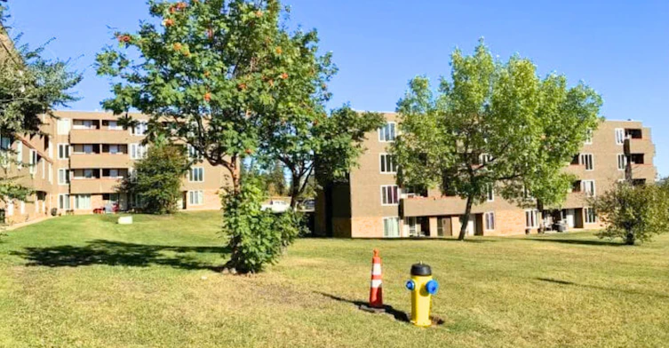 450 Ross Haven Drive, Fort Mcmurray, AB, T9H 4K1 - 2