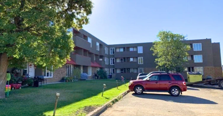 476 Ross Haven Drive, Fort Mcmurray, AB, T9H 4K1 - 3