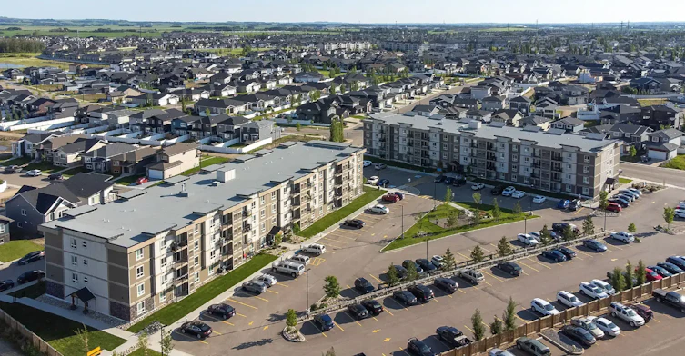 50A Livingston Close, Red Deer, AB, T4R 0T8 - 2