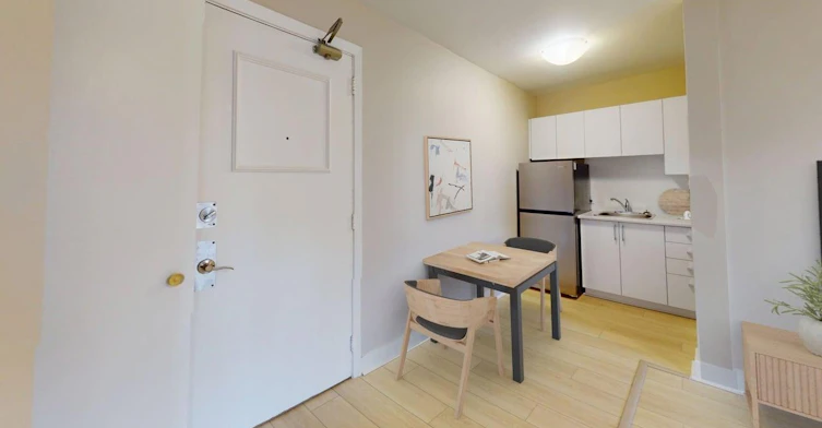 06-1040 Hollington Street, Ottawa, ON, K1Z 8C5