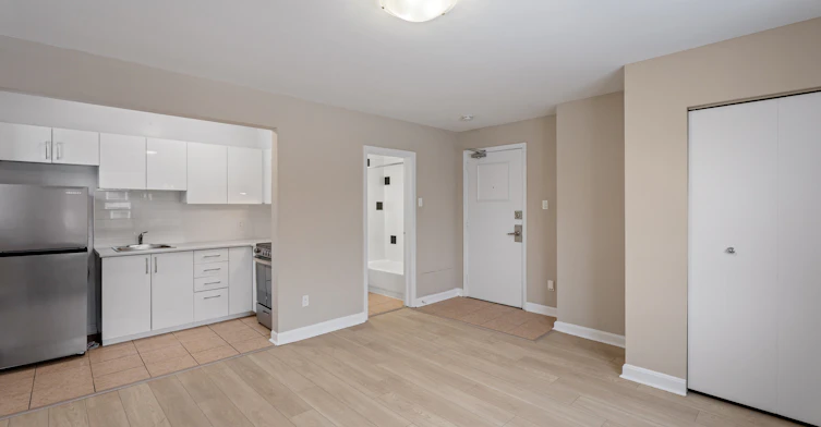 01-1040 Hollington Street, Ottawa, ON, K1Z 8C5 - 9