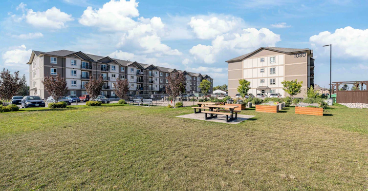 1020 Dufferin Avenue East, Portage La Prairie, MB, R1N 4C2 - 3