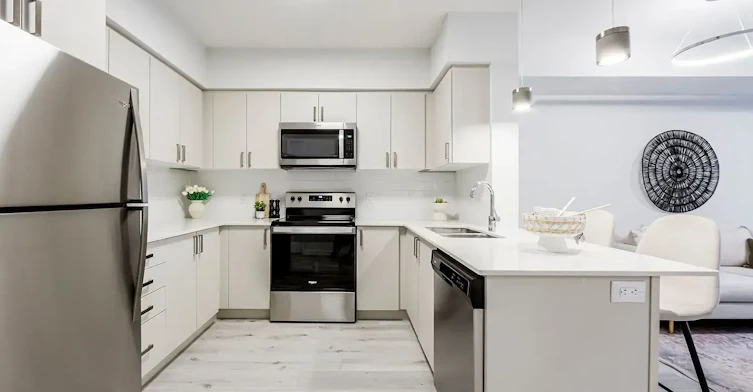 0320-1475 Whites Road, Pickering, ON, L1V 0H3 - 2