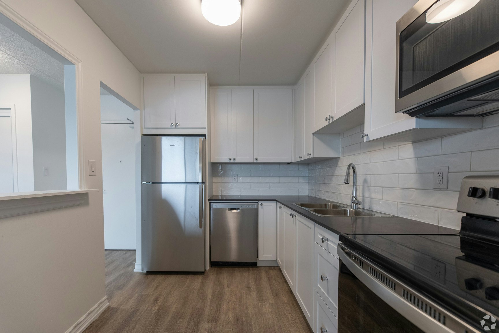 404-836 Talwood Drive, Peterborough, ON, K9J 7G8 - 4