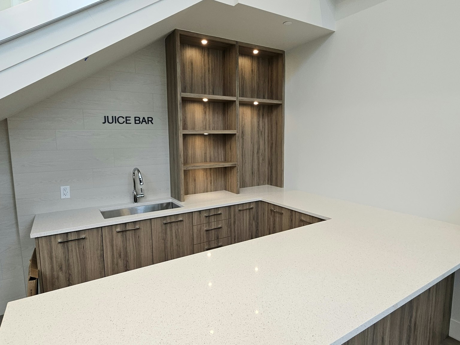 3699 Capozzi Road, Kelowna, BC, V1W 0G3 - 45