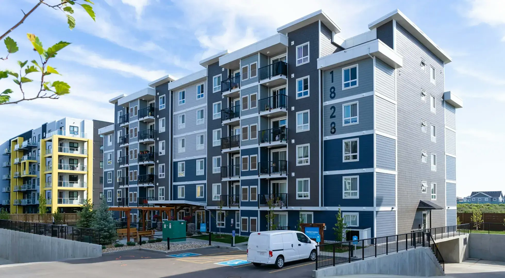 1828 Keene Crescent Southwest, Edmonton, AB, T6W 4J1 - 3