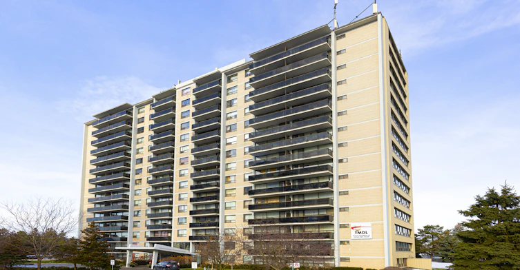 0102-30 Esterbrooke Avenue, Toronto, ON, M2J 2C4 - 2