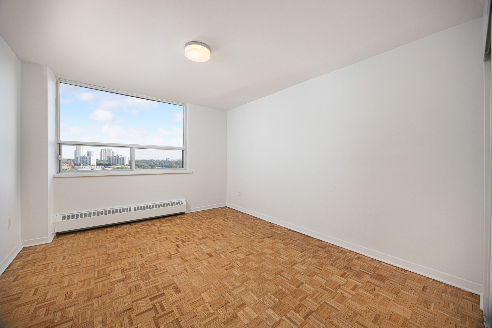 0102-30 Esterbrooke Avenue, Toronto, ON, M2J 2C4 - 9
