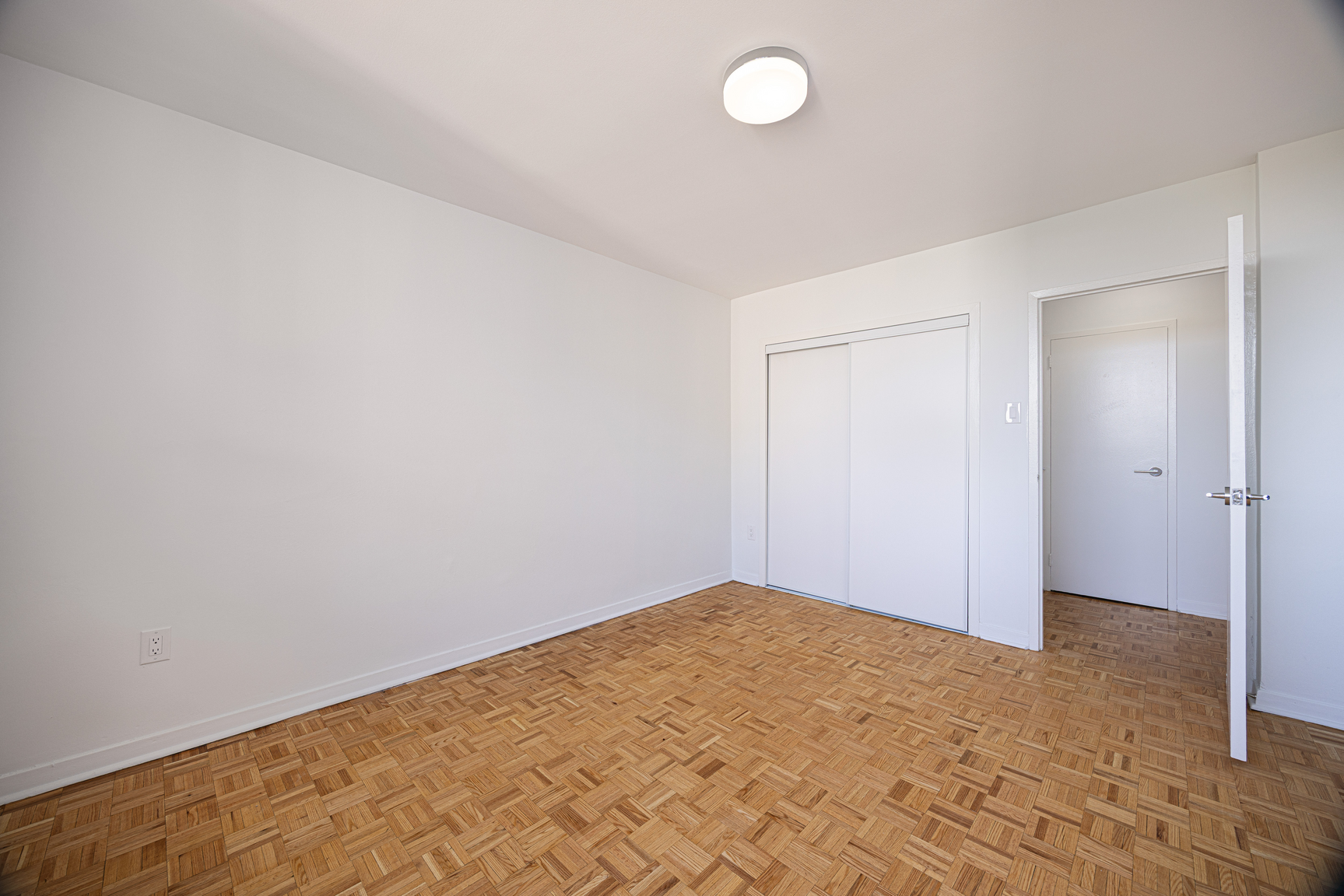 0706-30 Esterbrooke Avenue, Toronto, ON, M2J 2C4 - 10