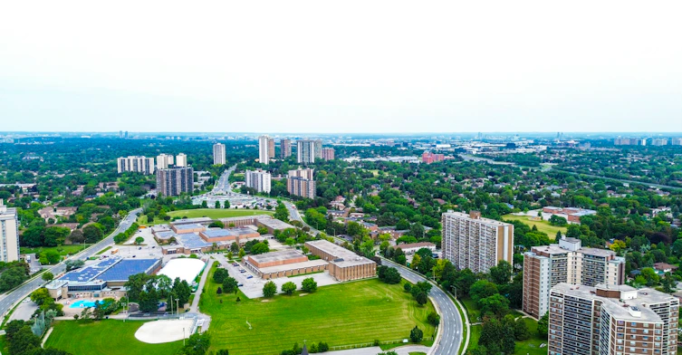 0706-30 Esterbrooke Avenue, Toronto, ON, M2J 2C4 - 16