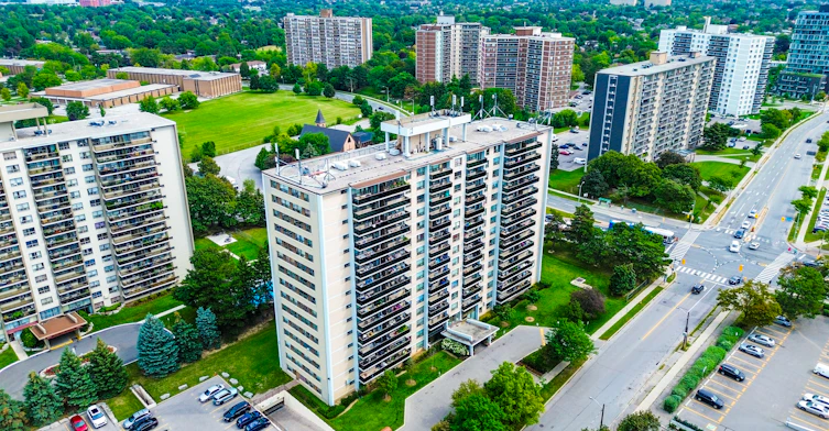 0706-30 Esterbrooke Avenue, Toronto, ON, M2J 2C4 - 3