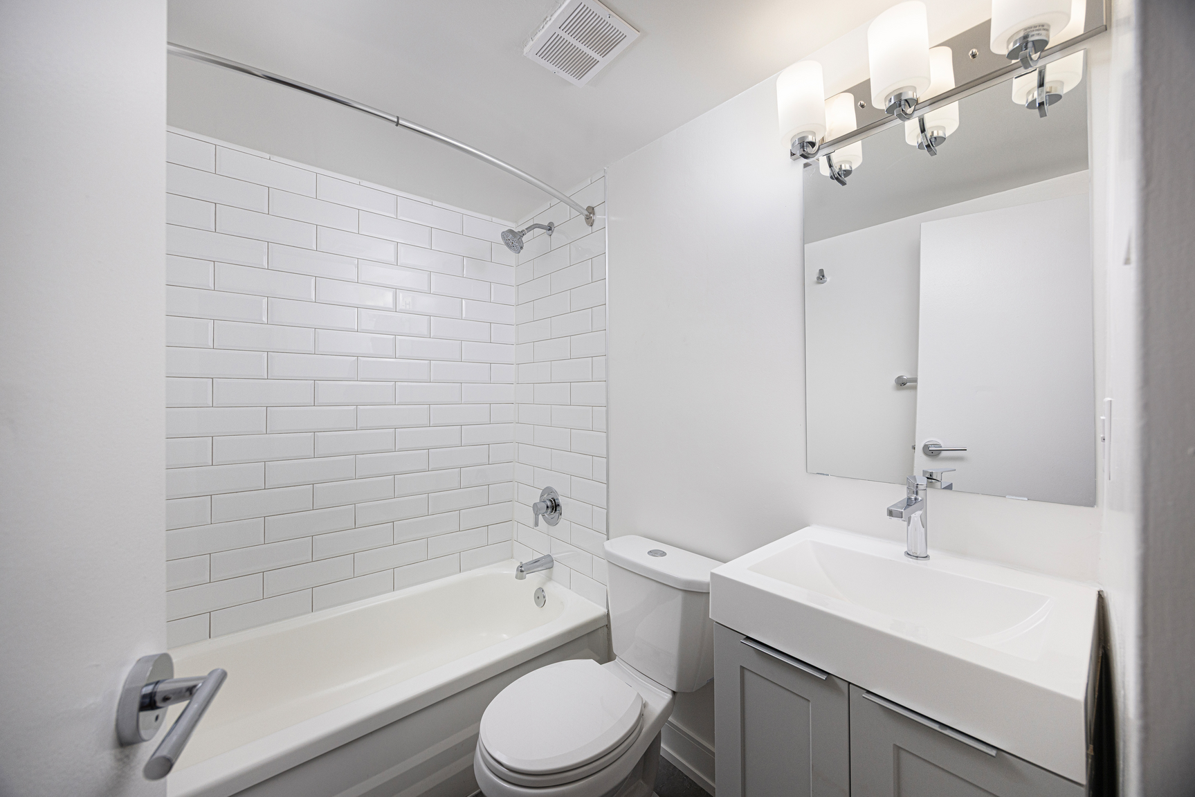 0706-30 Esterbrooke Avenue, Toronto, ON, M2J 2C4 - 11