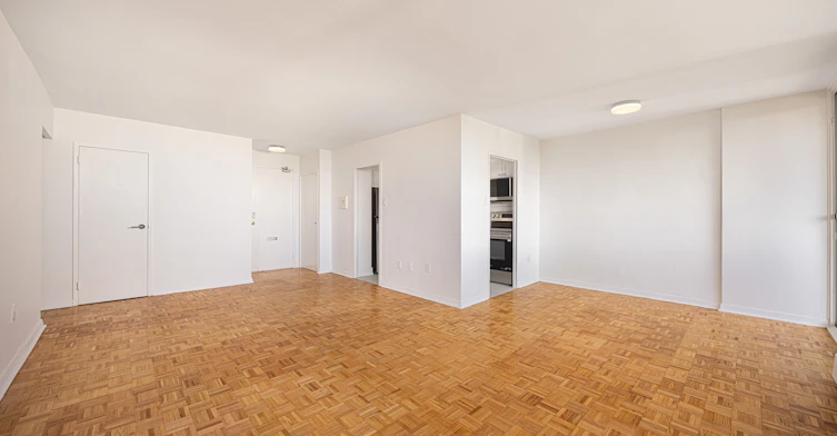 0706-30 Esterbrooke Avenue, Toronto, ON, M2J 2C4 - 8