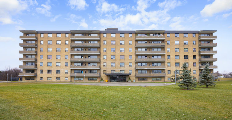 0206-60 Esther Lorrie Drive, Toronto, ON, M9W 4T9