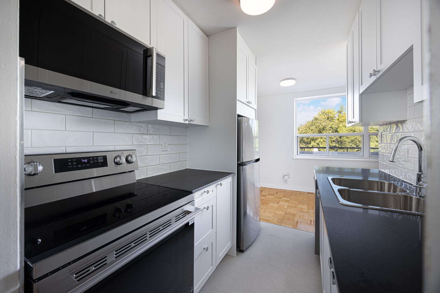 0206-60 Esther Lorrie Drive, Toronto, ON, M9W 4T9 - 3