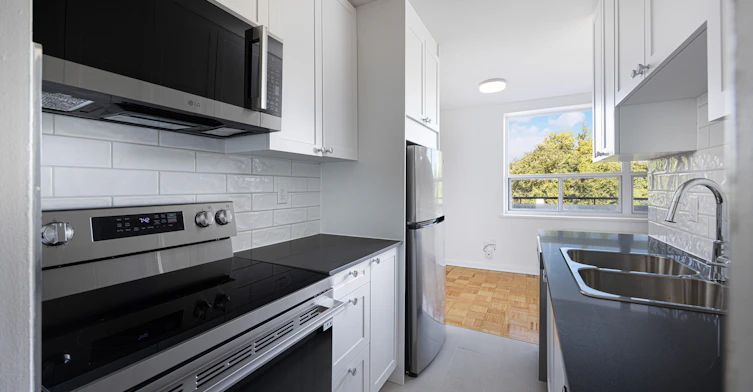 0308-60 Esther Lorrie Drive, Toronto, ON, M9W 4T9 - 3