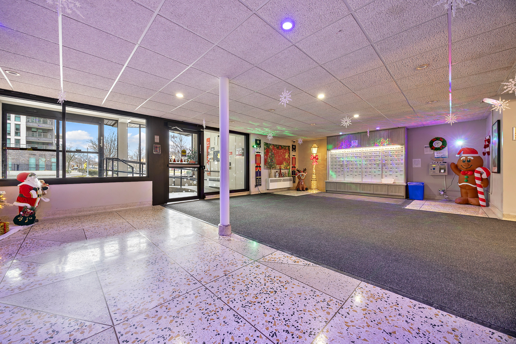 0106-70 Esther Lorrie Drive, Toronto, ON, M9W 4T9 - 14