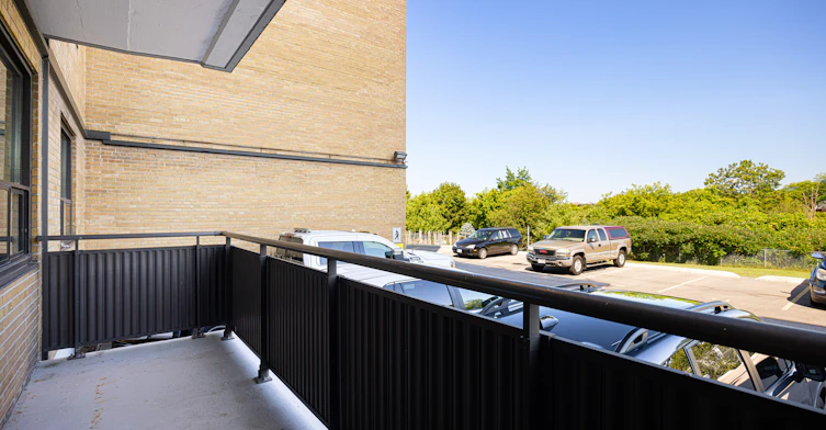 0106-70 Esther Lorrie Drive, Toronto, ON, M9W 4T9 - 11