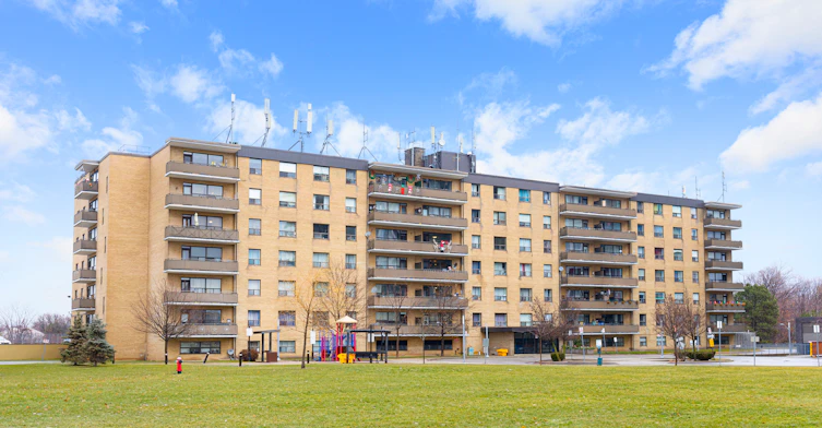0310-70 Esther Lorrie Drive, Toronto, ON, M9W 4T9 - 2