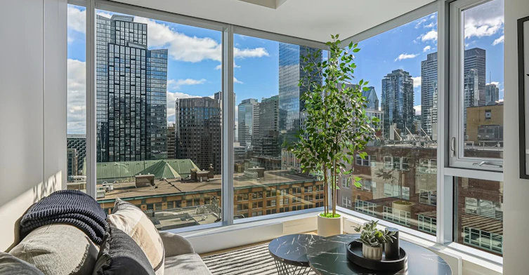 360 Mayor Rue, Montréal, QC, H3A 0J4 - 2