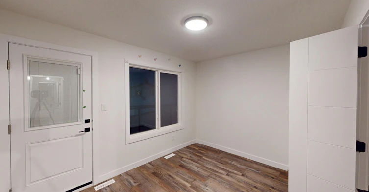 12451 47 Street NW, Edmonton, AB, T5W 5E5 - 8