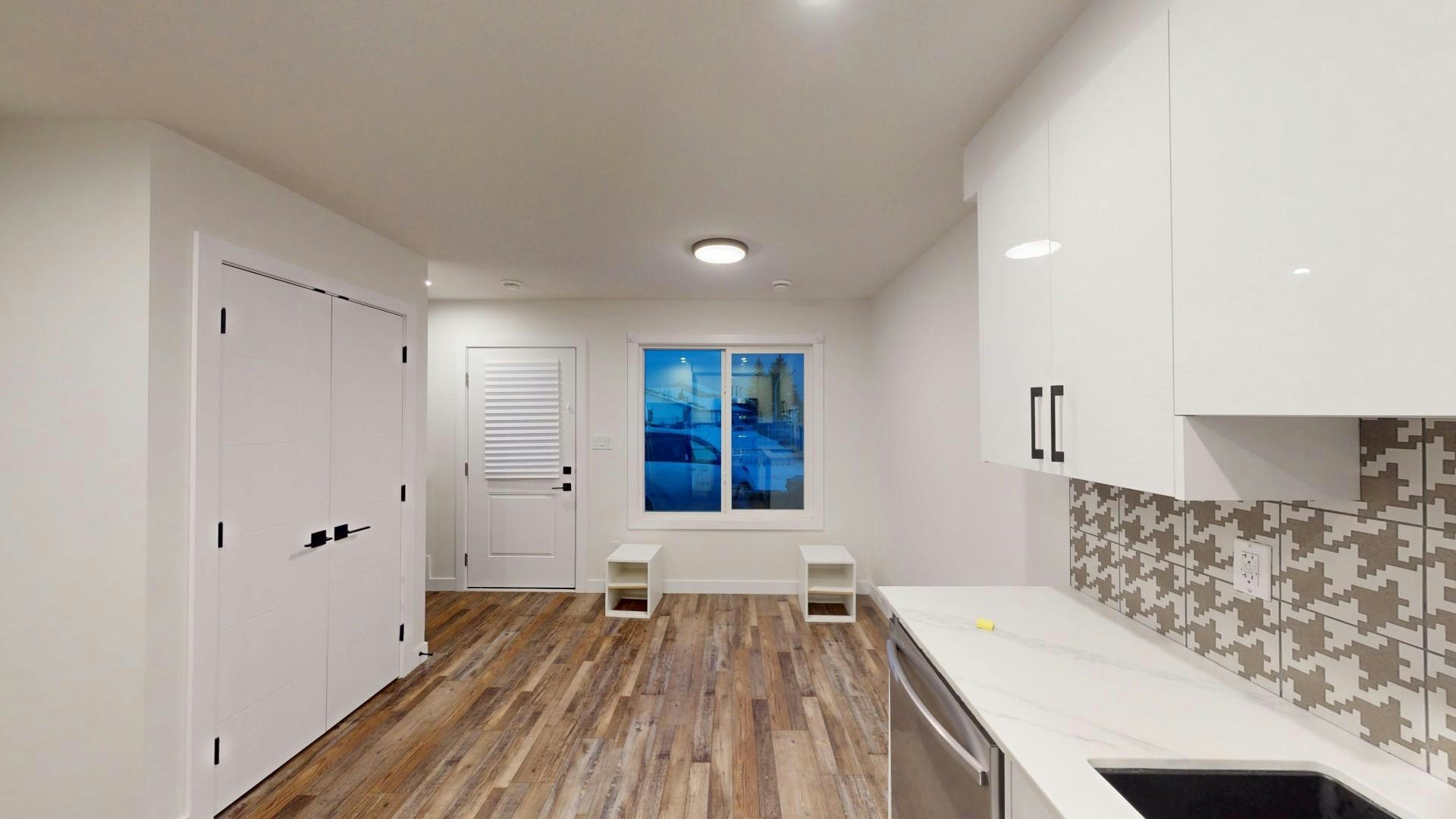 12451 47 Street NW, Edmonton, AB, T5W 5E5 - 4