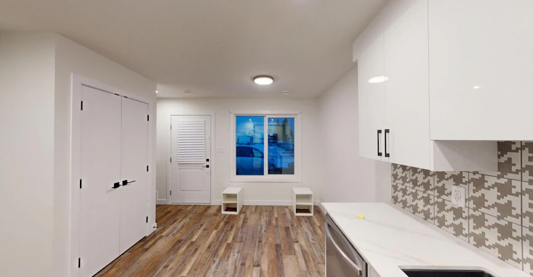12451 47 Street NW, Edmonton, AB, T5W 5E5 - 4