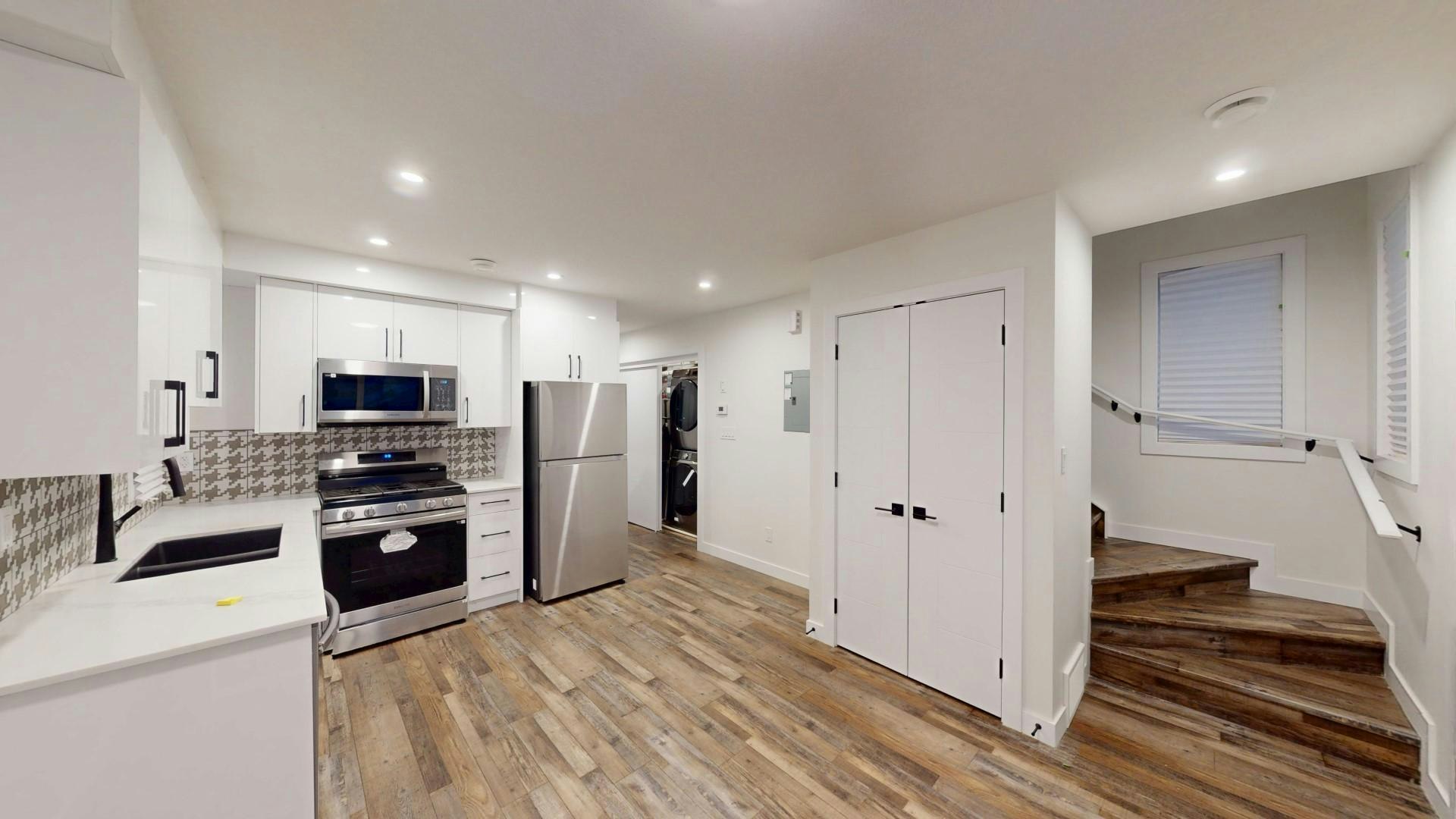 12451 47 Street NW, Edmonton, AB, T5W 5E5