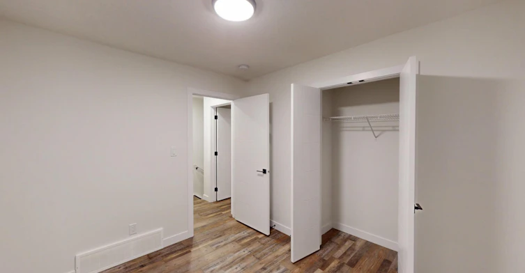 12451 47 Street NW, Edmonton, AB, T5W 5E5 - 11