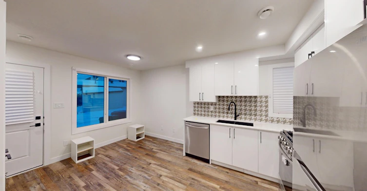 12451 47 Street NW, Edmonton, AB, T5W 5E5 - 3