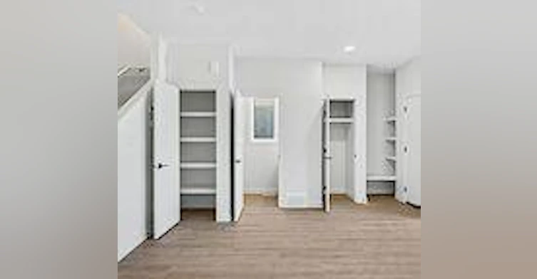 10320 147 Street Northwest, Edmonton, AB, T5N 3C3 - 15
