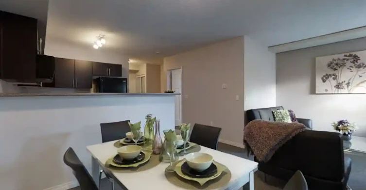 11332 95 Street, Edmonton, AB, T5G 0V4 - 4