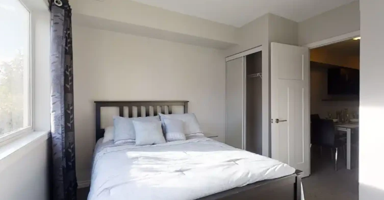 11332 95 Street, Edmonton, AB, T5G 0V4 - 5