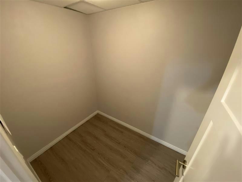 11332 95 Street, Edmonton, AB, T5G 0V4 - 4
