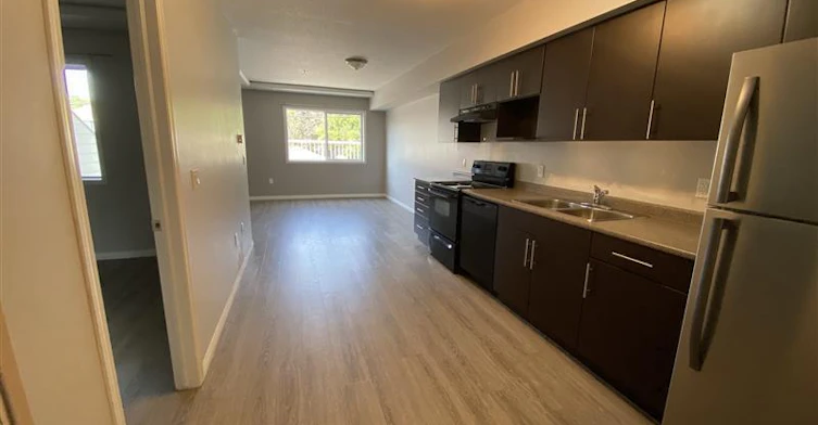 11332 95 Street, Edmonton, AB, T5G 0V4 - 3