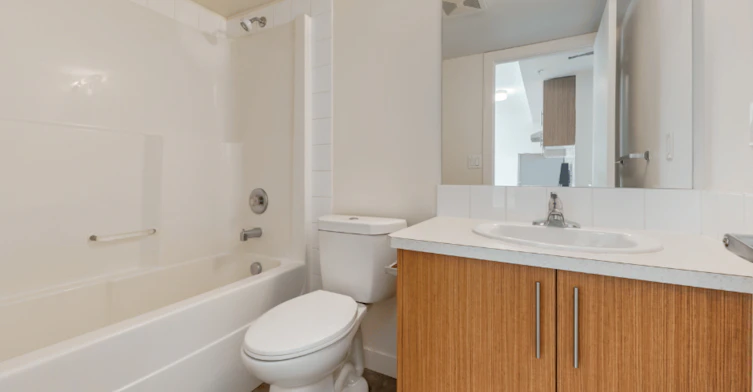 31-2505 24th Street NW, Calgary, AB, T2M 4X6 - 5