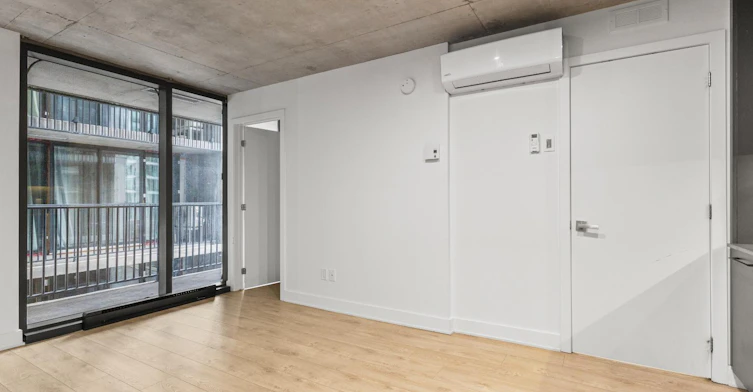215 Murray Rue, Montréal, QC, H3C 0B5 - 14