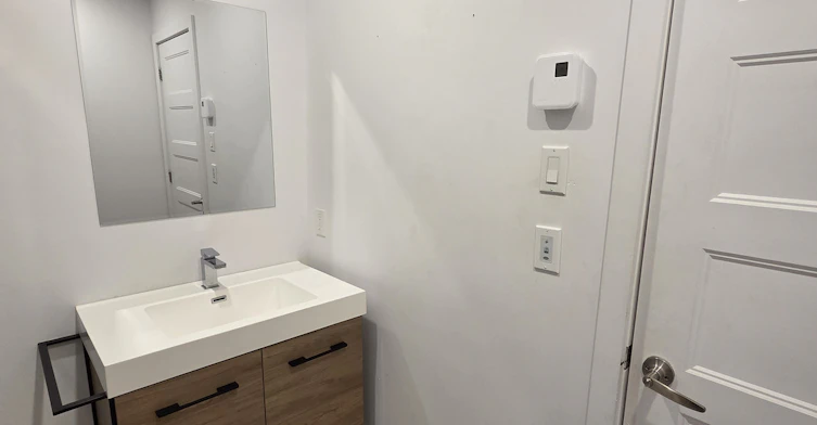 980 Notre Dame Rue, Montréal, QC, H8S 2B9 - 12