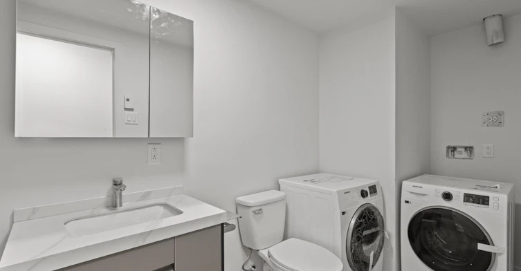6020 Joseph Renaud Boulevard, Montréal, QC, H1K 0M1 - 9
