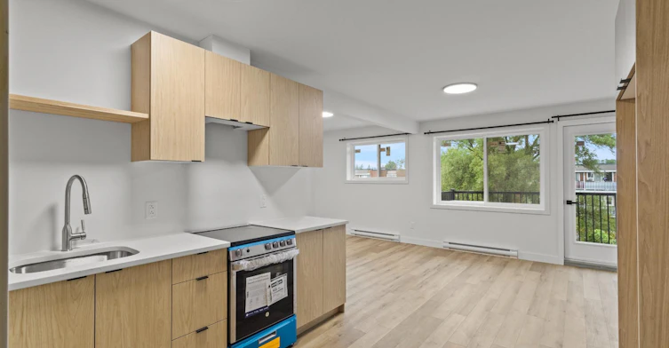 6020 Joseph Renaud Boulevard, Montréal, QC, H1K 0M1