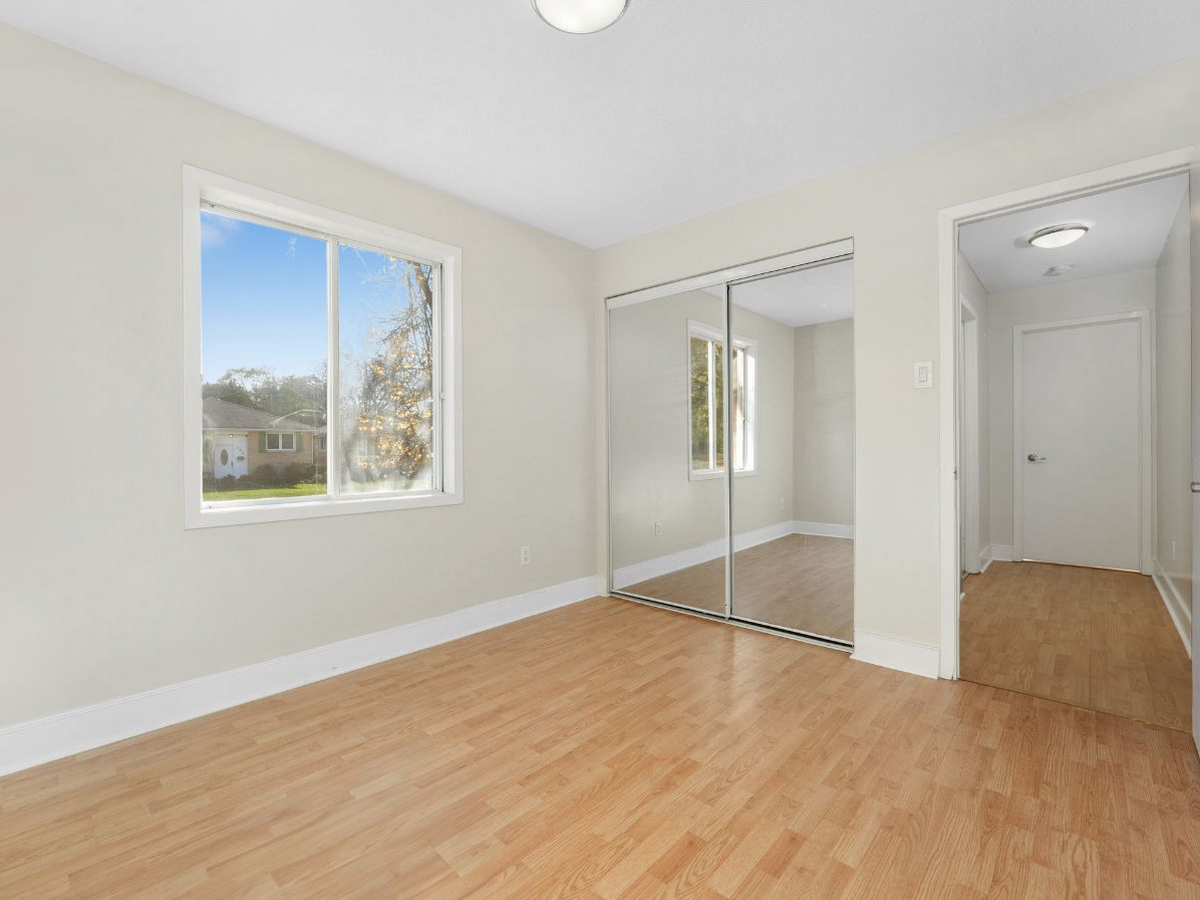 0203-178 Lp Grove, Barrie, ON, L4M 2P7 - 9