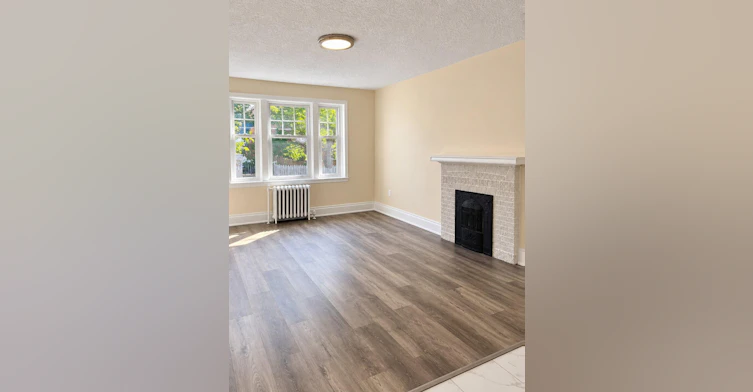 C01-245 Howland Lp, Toronto, ON, M5R 3B7 - 12