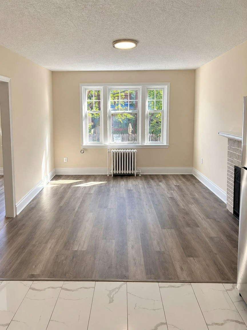 C01-245 Howland Lp, Toronto, ON, M5R 3B7 - 13