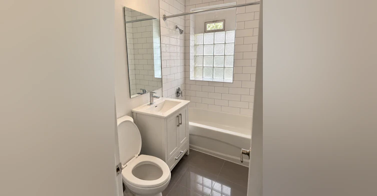 C01-245 Howland Lp, Toronto, ON, M5R 3B7 - 10