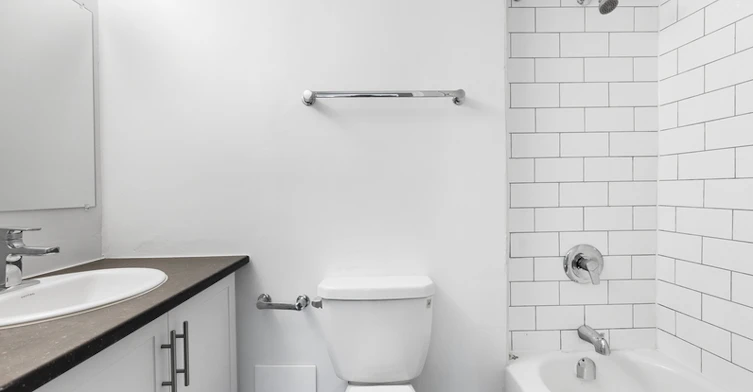 0016-109 Doane) Lp, Ottawa, ON, K2B 6G8 - 7