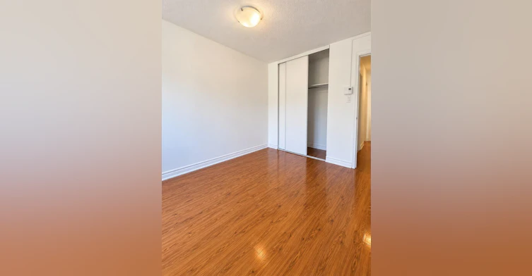 0016-109 Doane) Lp, Ottawa, ON, K2B 6G8 - 10
